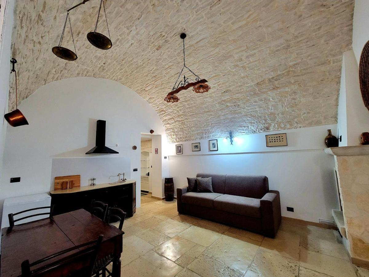 Apartamento Giovinazzo Historic Apulia Old Town Stone House With Private Patio Exterior foto