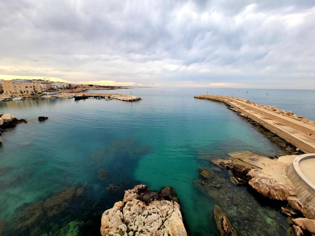 Apartamento Giovinazzo Historic Apulia Old Town Stone House With Private Patio Exterior foto