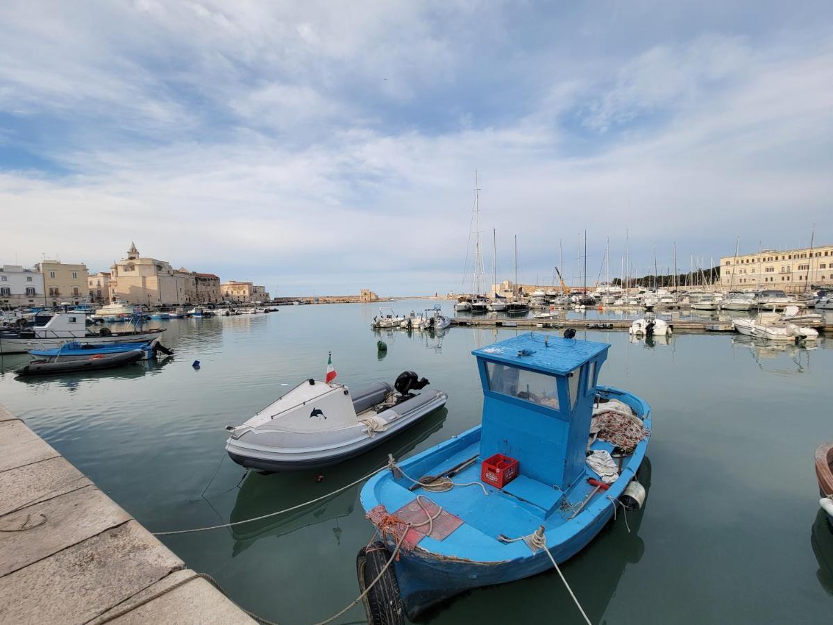 Apartamento Giovinazzo Historic Apulia Old Town Stone House With Private Patio Exterior foto