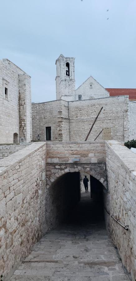 Apartamento Giovinazzo Historic Apulia Old Town Stone House With Private Patio Exterior foto